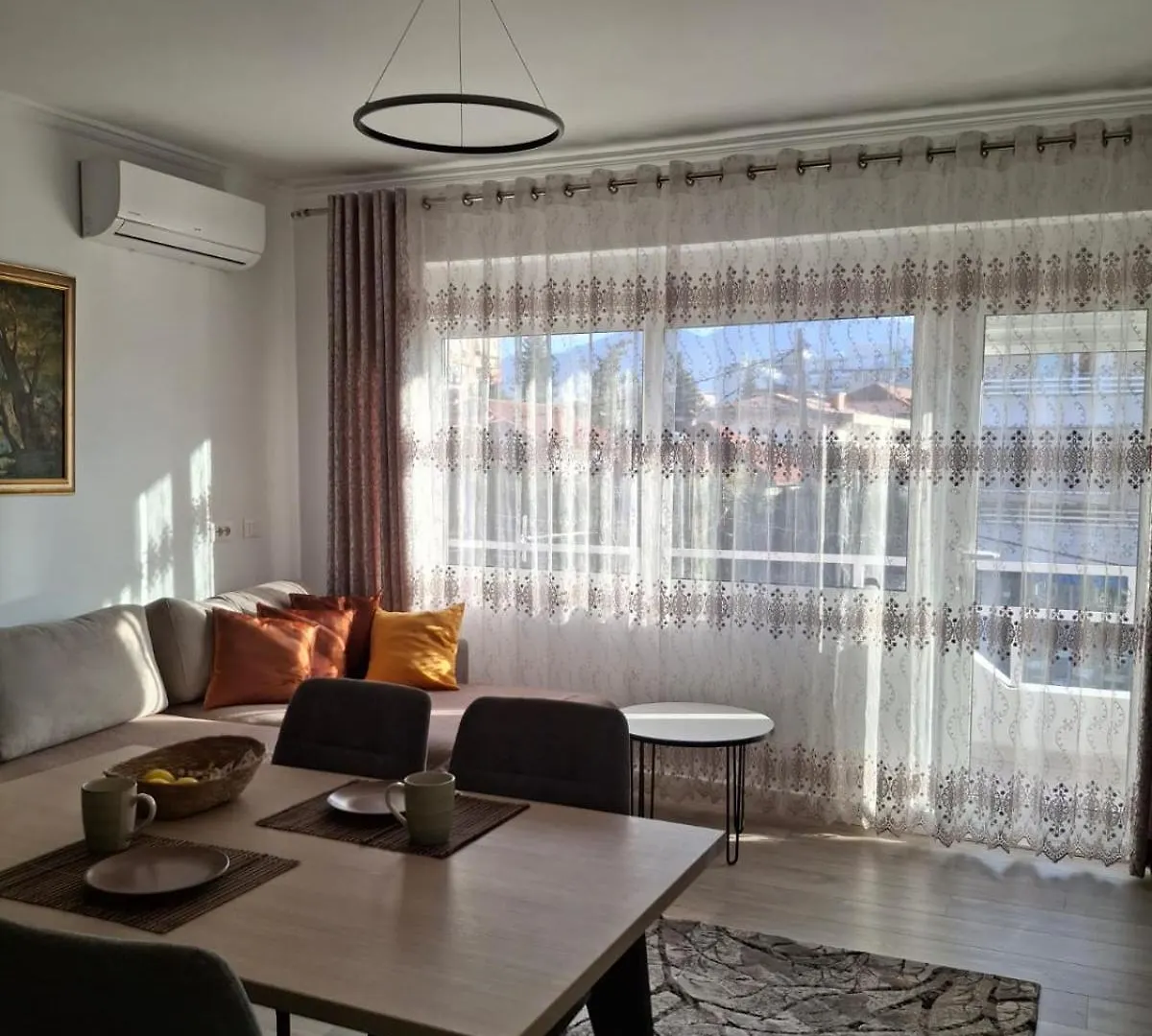 Apartmán New Fabulous Attic - Modern And Stylish Tirana 0*,  Albánie