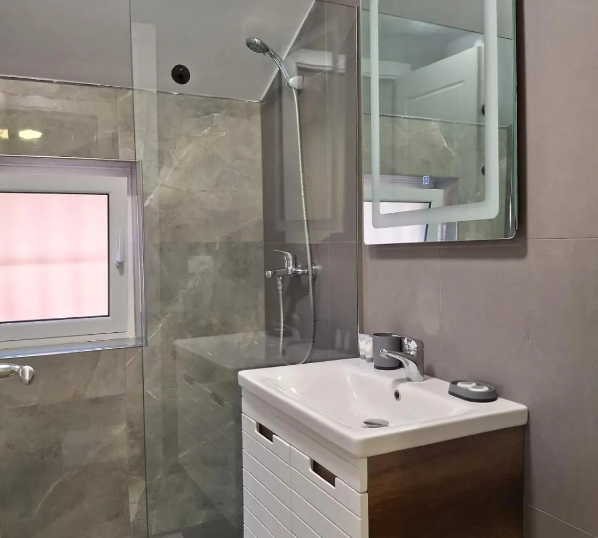 New Fabulous Attic - Modern And Stylish Apartment Tirana